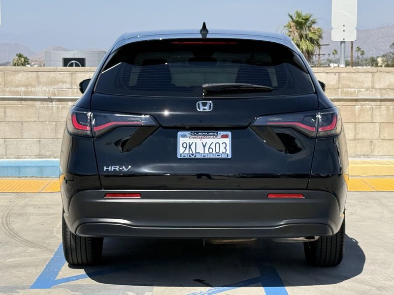 Used 2024 Honda HR-V LXImage 10
