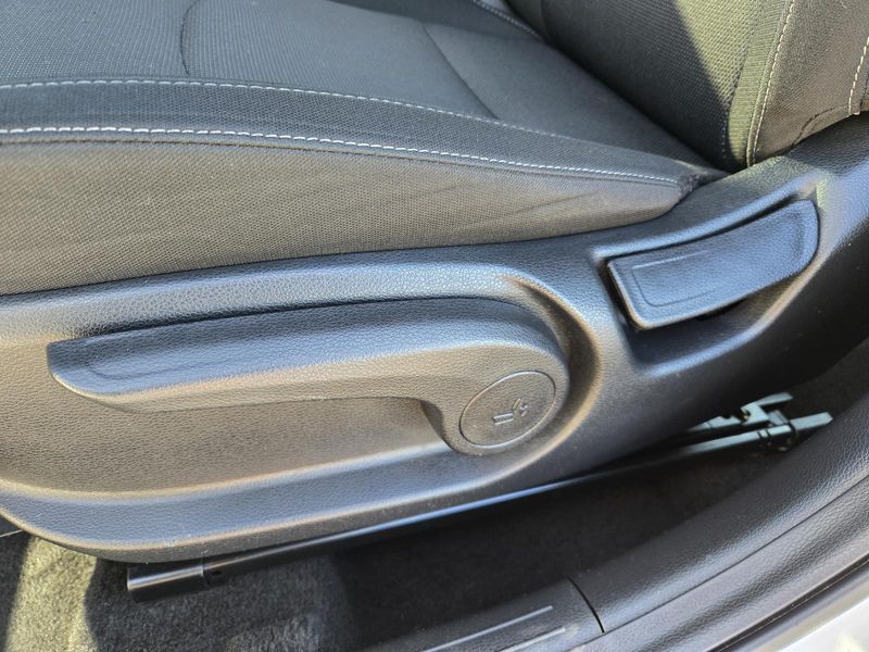 Used 2024 Kia Forte LXS IVT