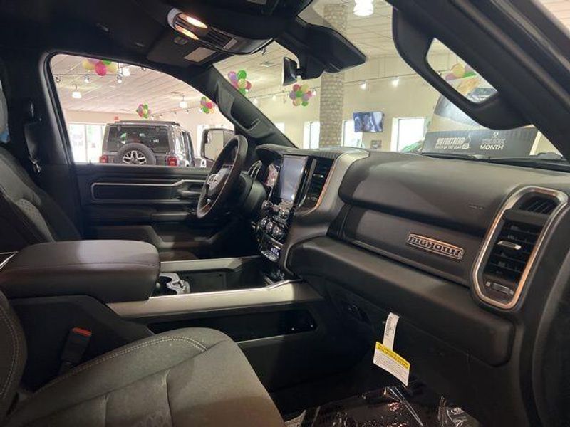 2025 RAM 1500 Big Horn Crew Cab 4x4 5'7' Box