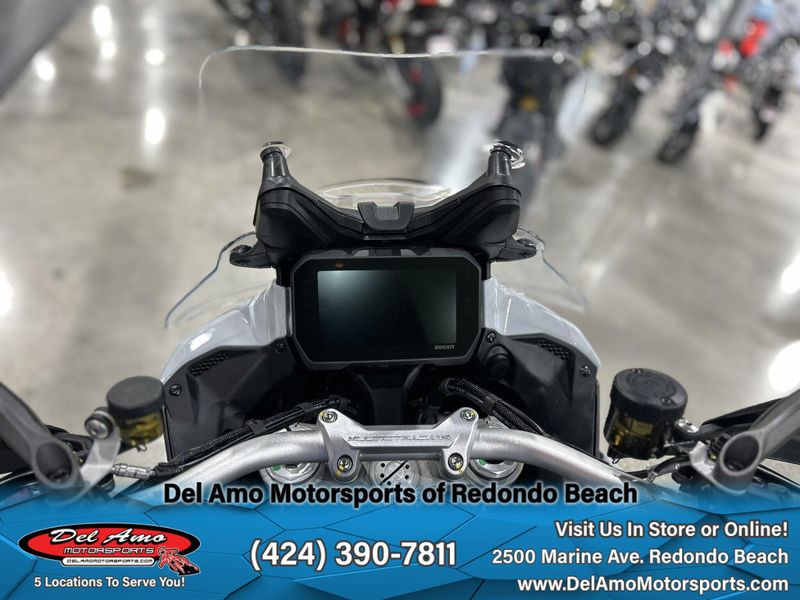2024 Ducati MULTISTRADA V4 S TRAVEL & RADAR SPOKED WHEELS Image 19