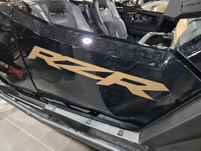 NEW 2025 POLARIS RZR PRO R 4 ULTIMATE Image 13