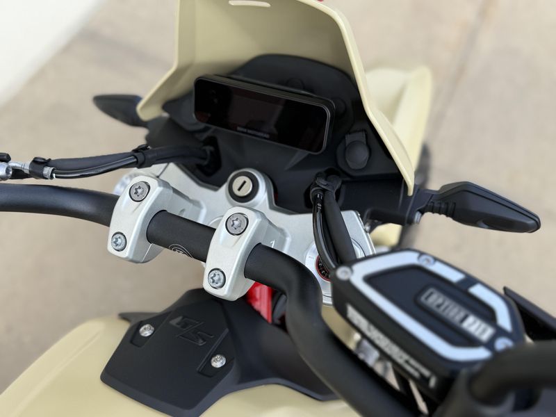 2026 BMW R 12 GSImage 6