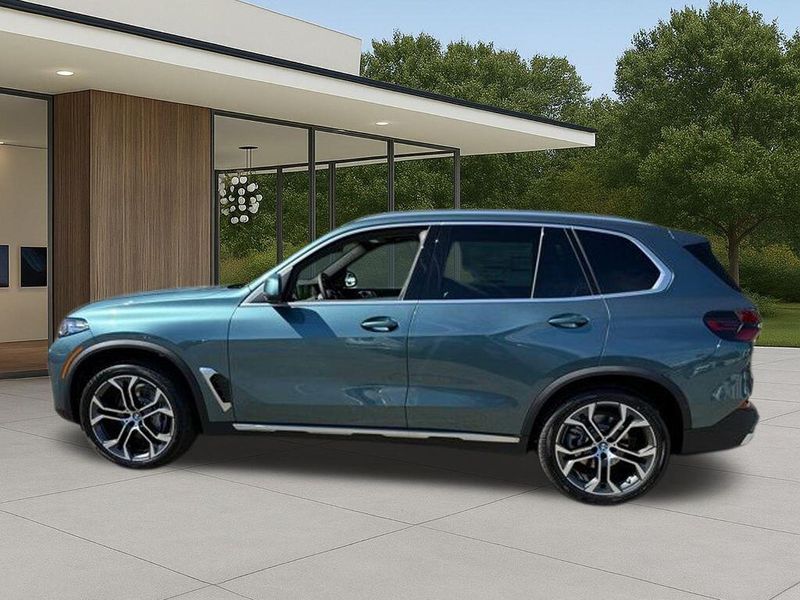 New 2026 BMW X5 xDrive40iImage 13