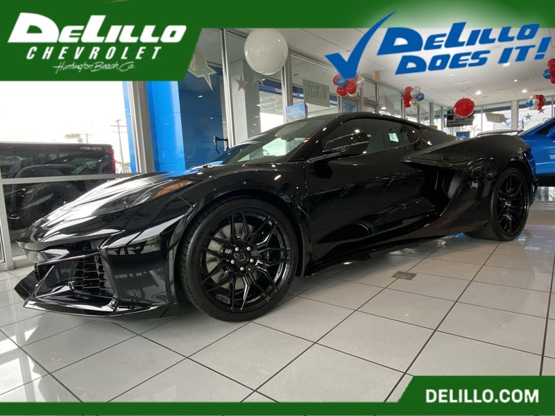 New 2025 Chevrolet Corvette 1LZImage 1