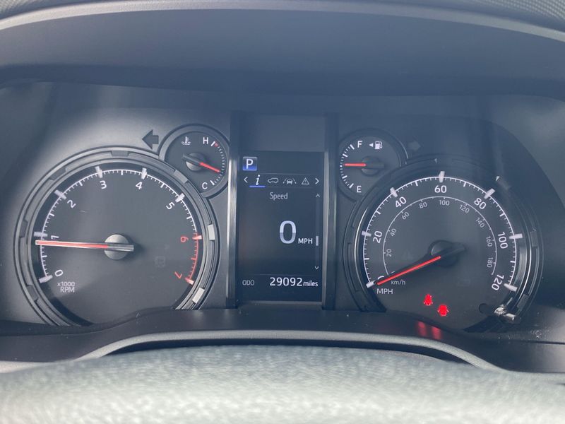 2024 Toyota 4Runner SR5Image 30