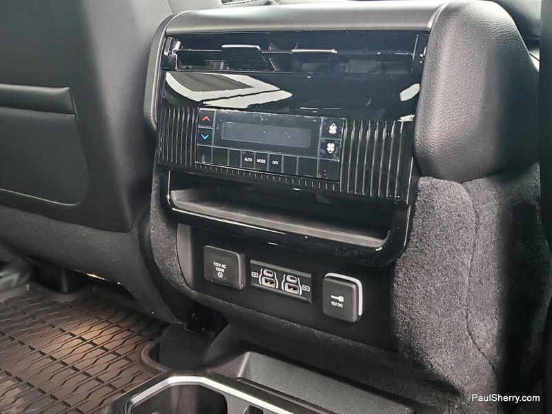 2026 Jeep Grand Wagoneer Upland 4x4