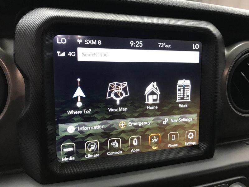 2022 Jeep Wrangler Unlimited WillysImage 11