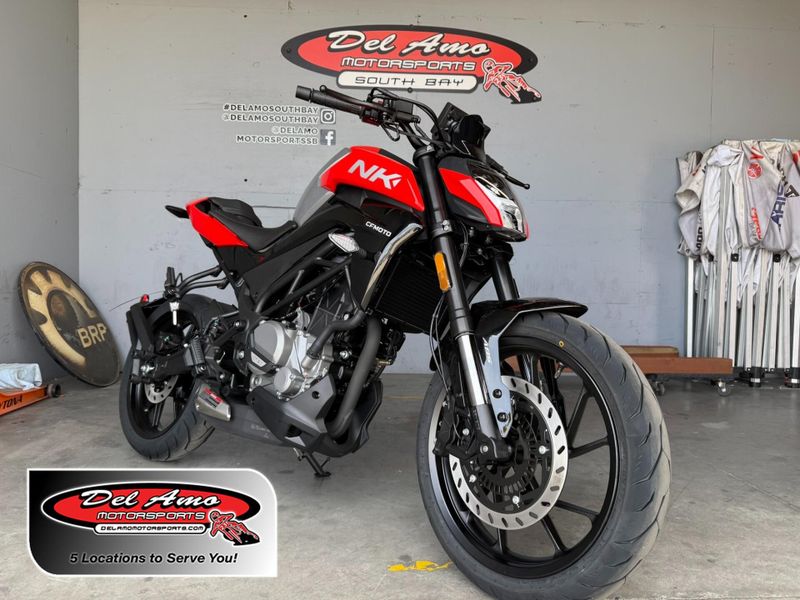 New 2025 CFMOTO 300NK Image 1