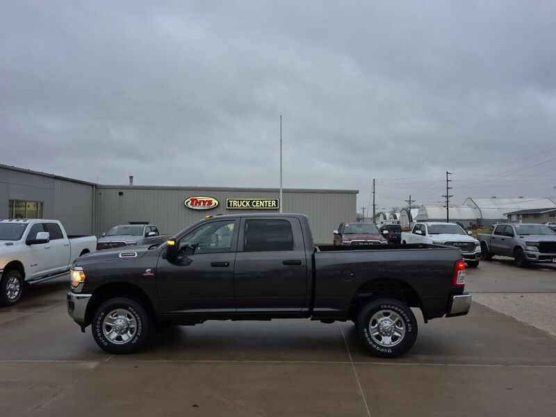 2024 RAM 2500 Tradesman Crew Cab 4x4 6