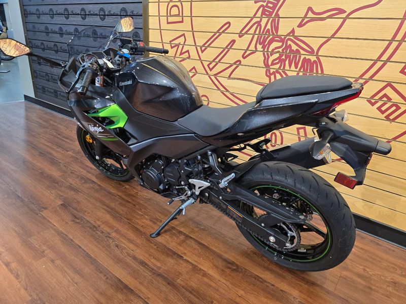 Used 2023 Kawasaki Ninja 400 Image 5
