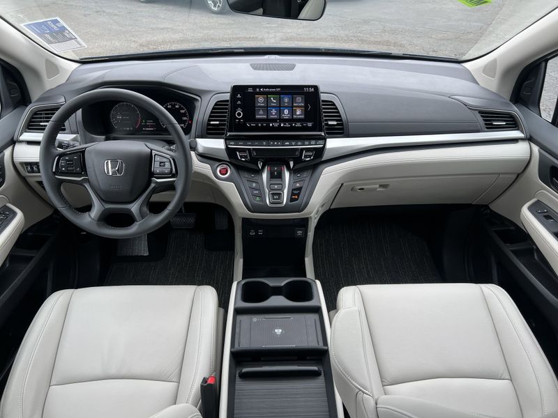 2025 Honda Odyssey EX-LImage 21