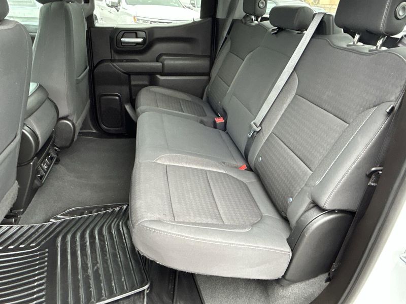 Used 2021 Chevrolet Silverado 1500 LTImage 24