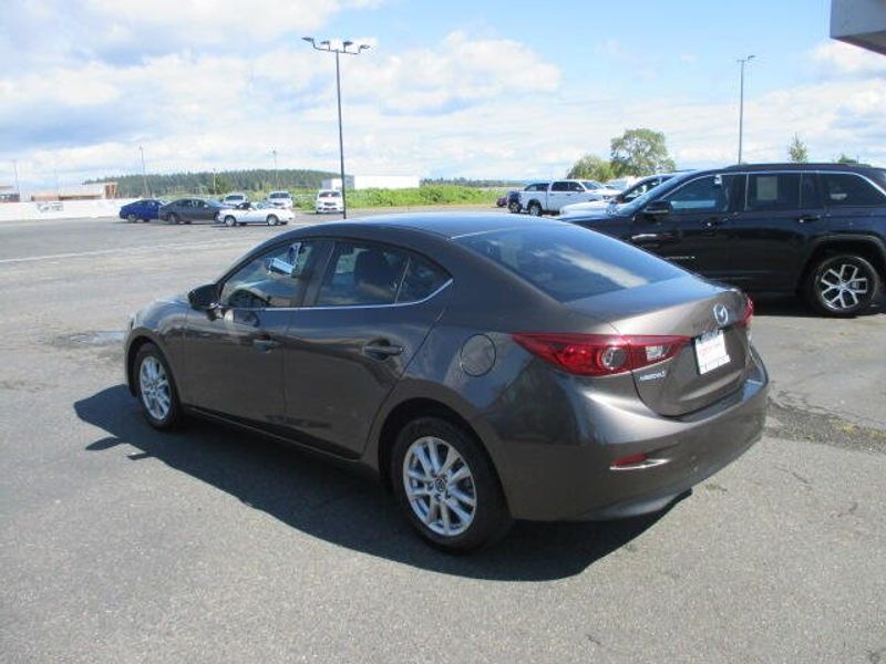 Used 2017 Mazda Mazda3 SportImage 10