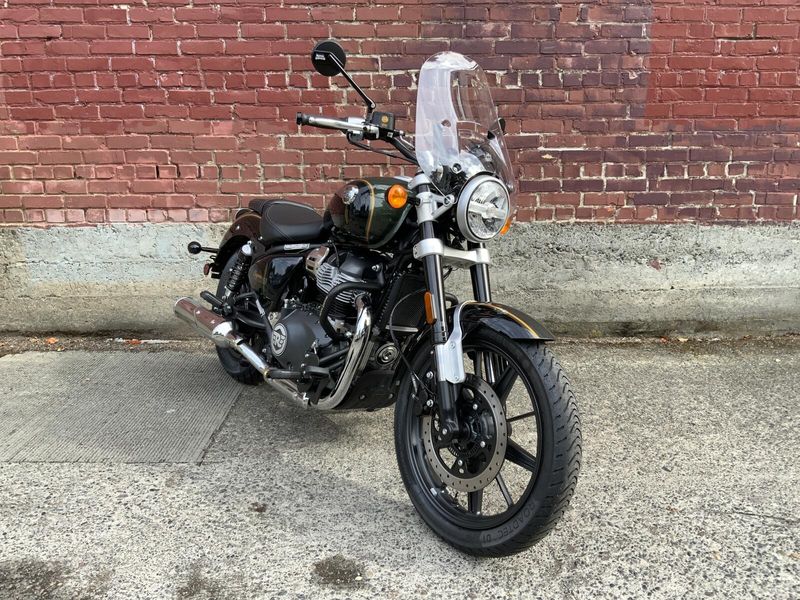 New 2024 Royal Enfield SUPER METEOR 650 MID 