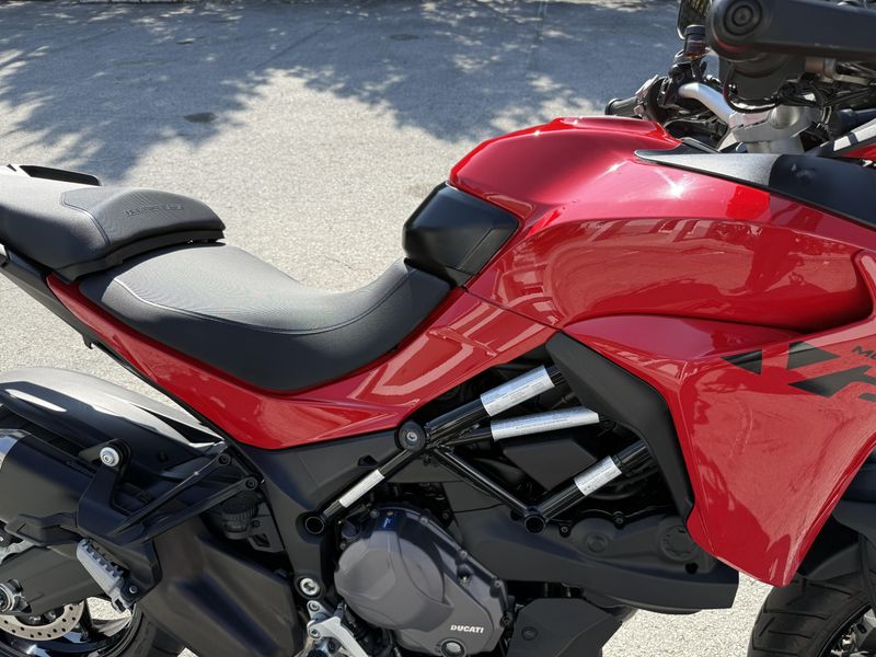 2024 Ducati  Multistrada V2 S