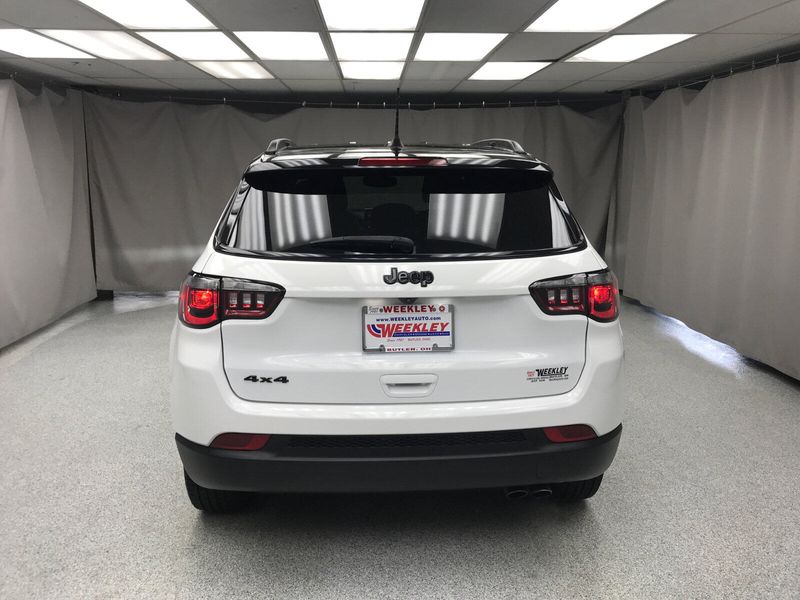 Used 2022 Jeep Compass AltitudeImage 15