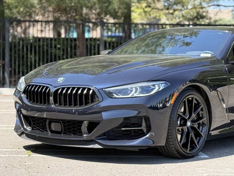 2022 BMW 8 Series M850i xDriveImage 10