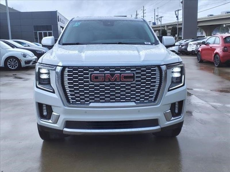 2023 GMC Yukon XL DenaliImage 12