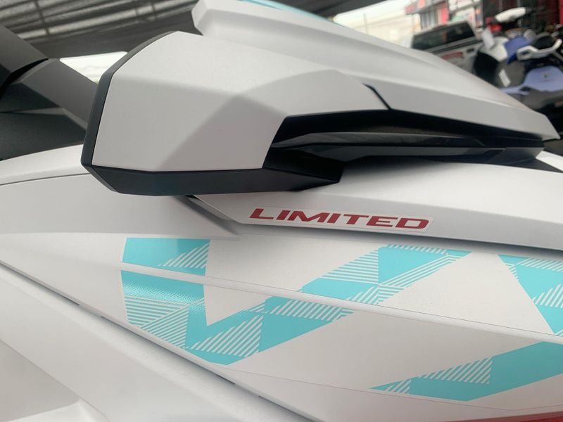 New 2025 Yamaha VX DELUXE W/AUDIO Image 15
