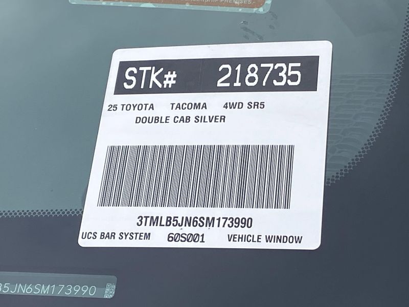 New 2025 Toyota Tacoma SR5Image 21