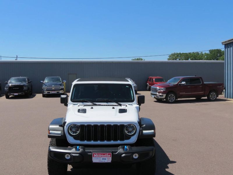 Used 2025 Jeep Wrangler 4xE Rubicon 4x4 4dr SUVImage 4