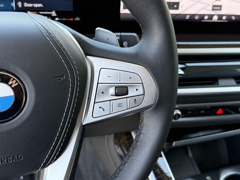 2025 BMW X7 xDrive40iImage 27