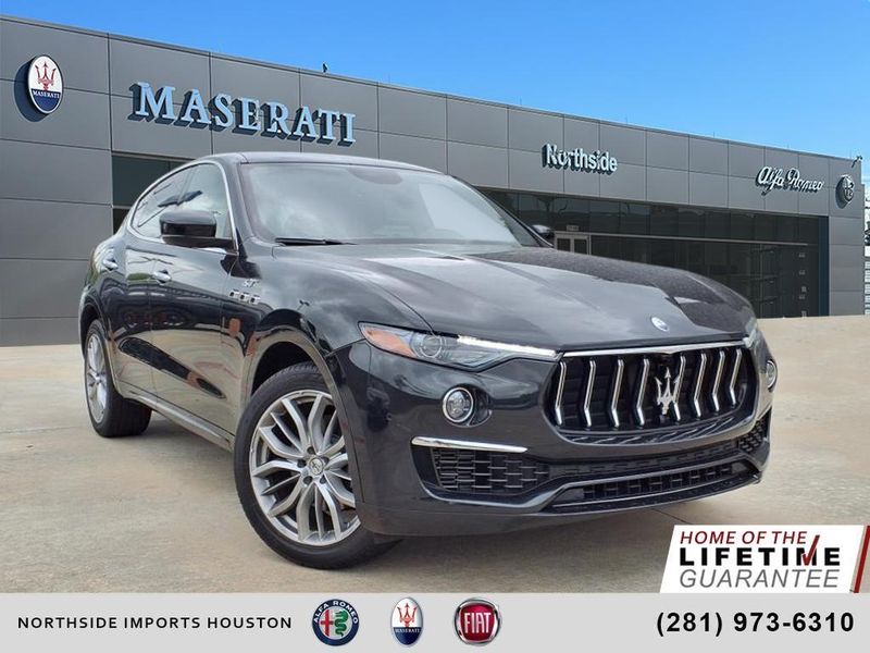 2022 Maserati Levante GTImage 1