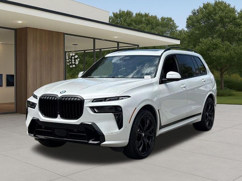 Used 2024 BMW X7 xDrive40iImage 2