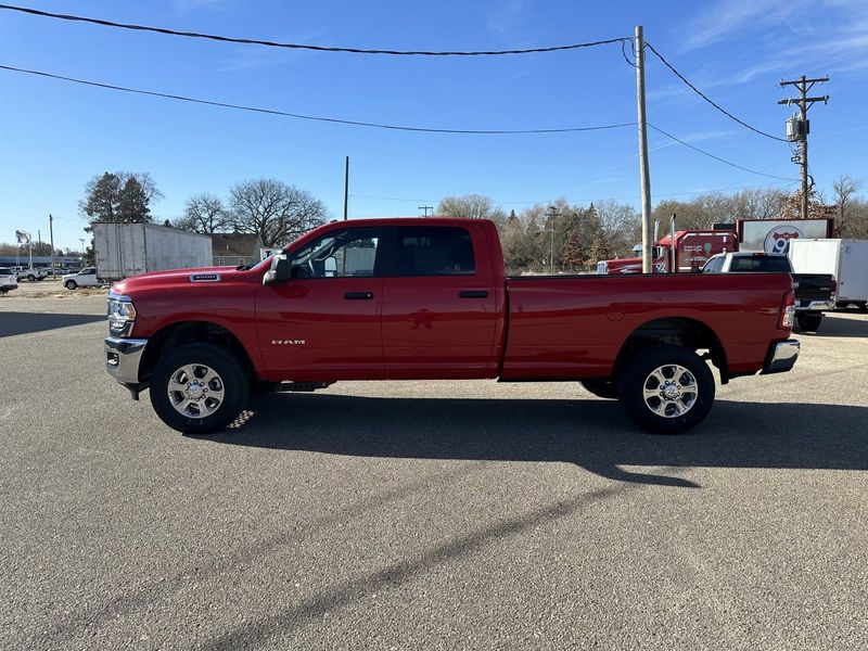 2024 RAM 3500 Big Horn Crew Cab 4x4 8