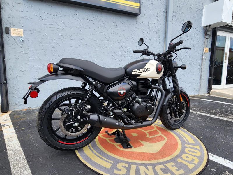 New 2026 Royal Enfield HUNTER 350 Image 12