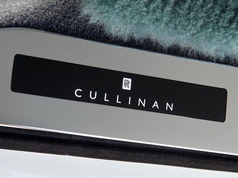 2019 Rolls-Royce Cullinan Image 21