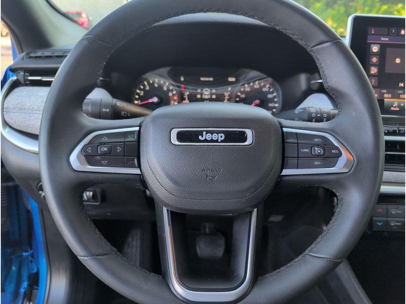Used 2024 Jeep Compass LatitudeImage 22