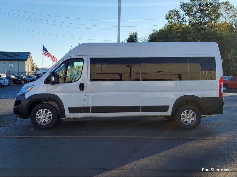 2024 RAM ProMaster 2500 Window Van Image 9