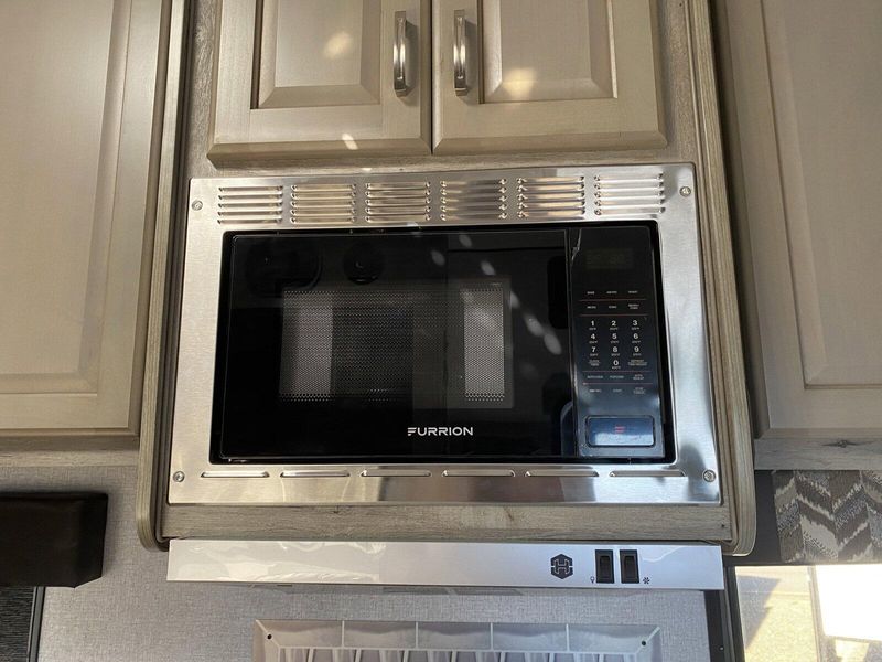 New 2025 DESERT FOX 27FS Image 14