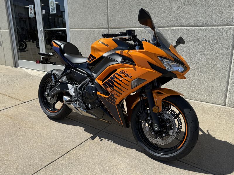 2025 Kawasaki Ninja 650 ABSImage 7