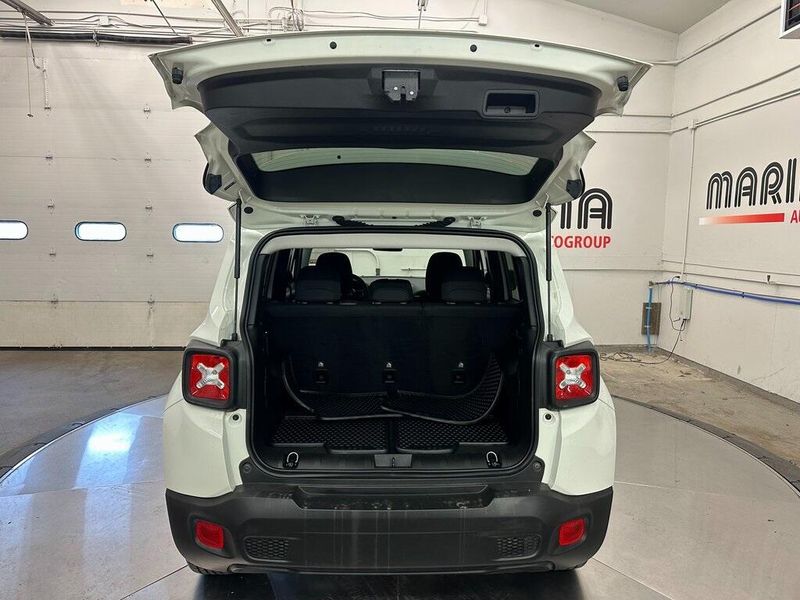 2022 Jeep Renegade LatitudeImage 16