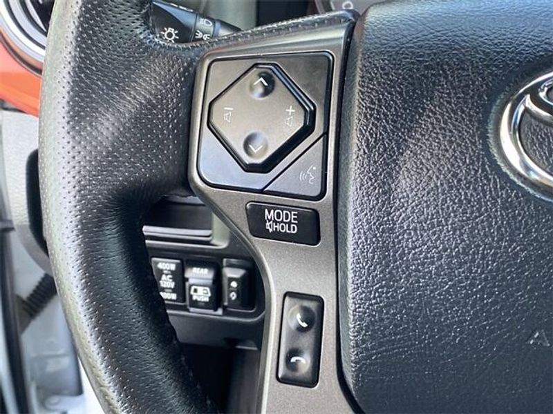 2017 Toyota Tacoma SR5Image 22