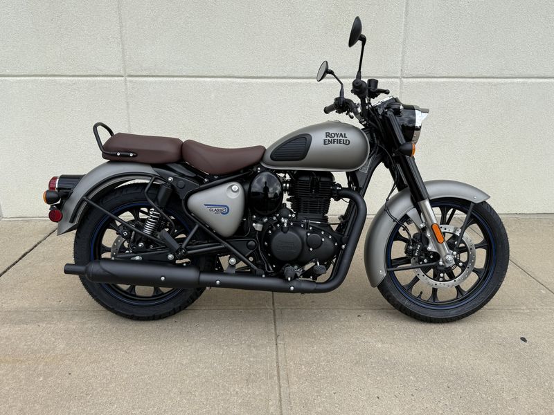 2024 Royal Enfield CLASSIC 350Image 2