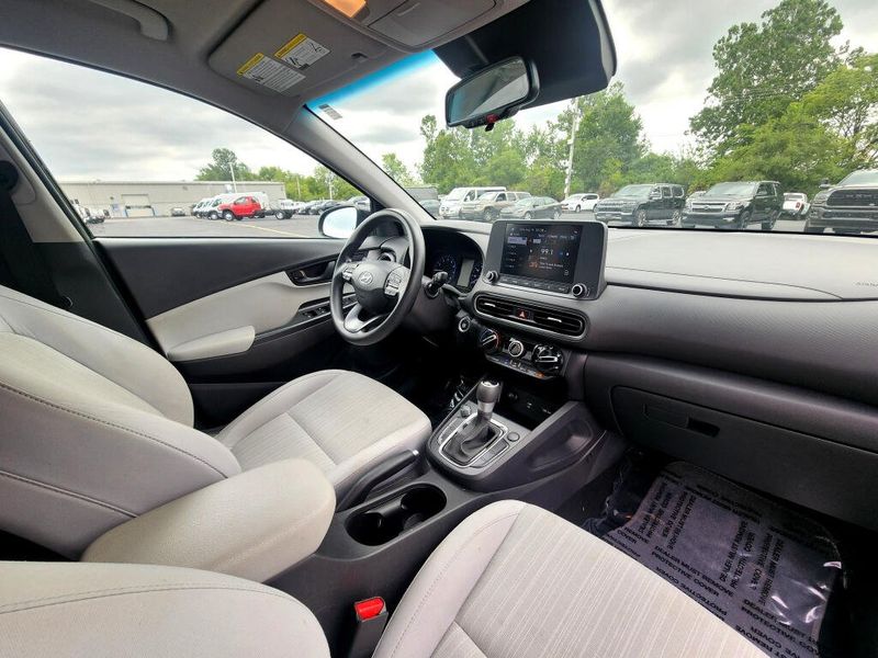 Used 2023 Hyundai Kona SEL