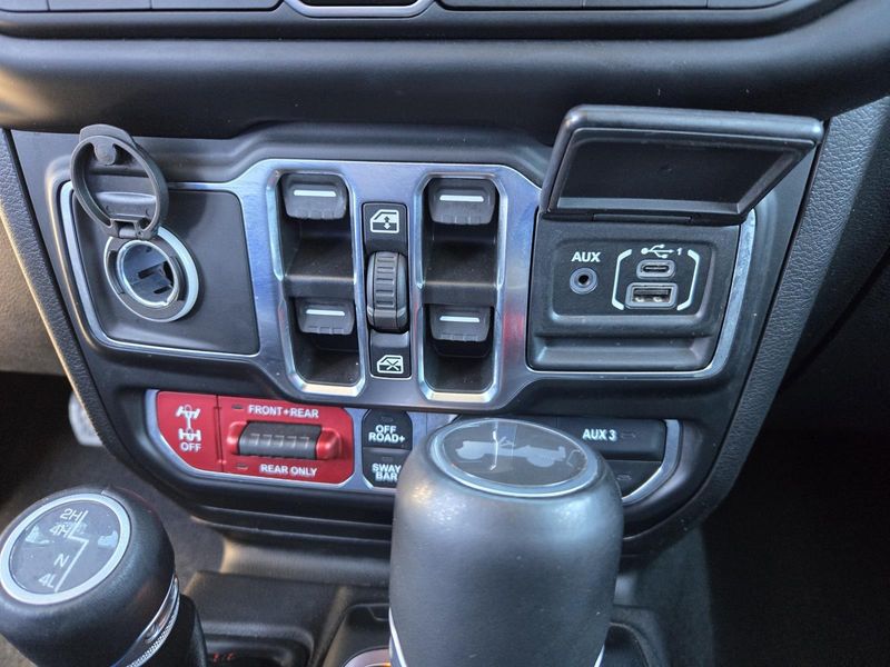 Used 2022 Jeep Wrangler Unlimited Rubicon 4x4