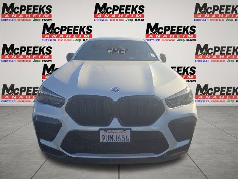 Used 2023 BMW X6 M BaseImage 8