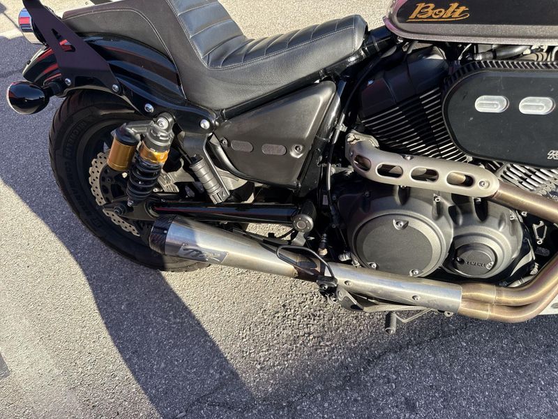 Used 2015 Yamaha BOLT C-SPEC Image 14