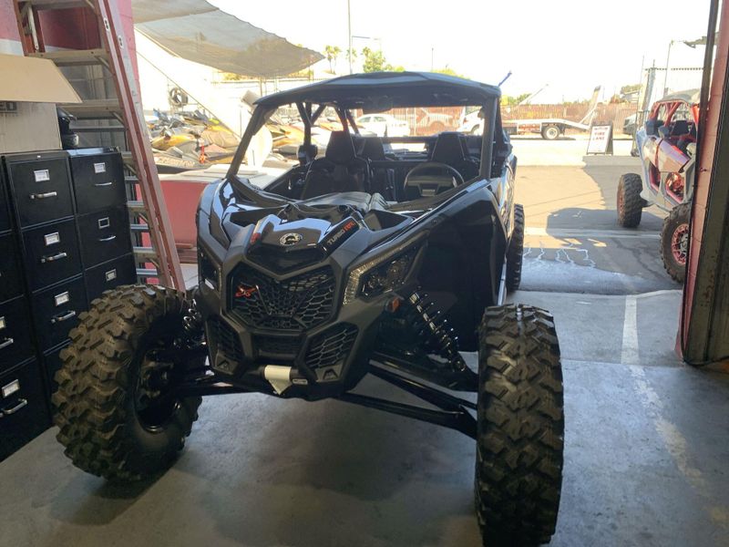 New 2025 Can-Am MAVERICK X3 MAX X RS TURBO RR SMART-SHOX Image 11