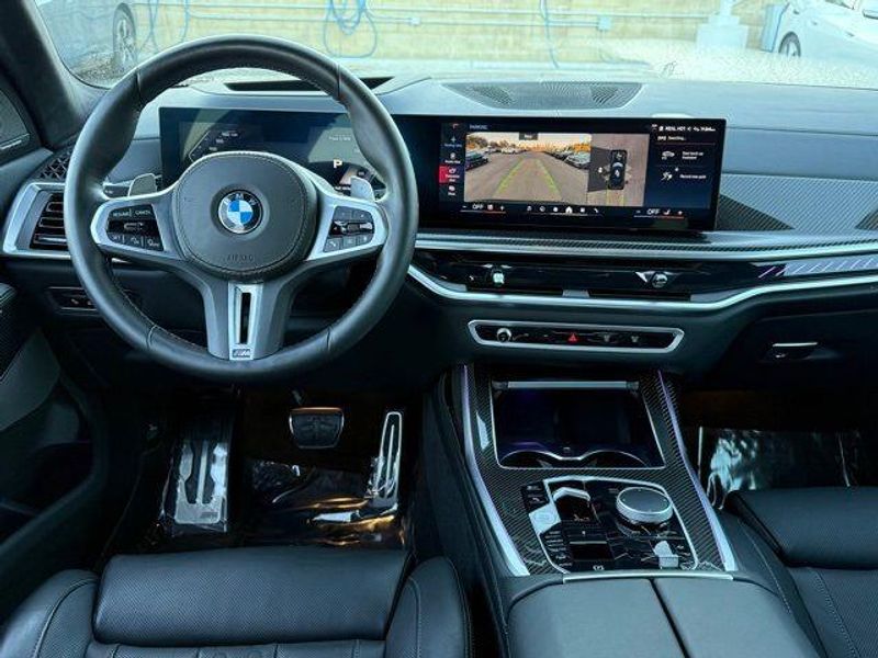 Used 2025 BMW X7 M60iImage 31