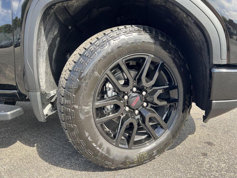 2026 Gmc Sierra 1500 Elevation photo 2