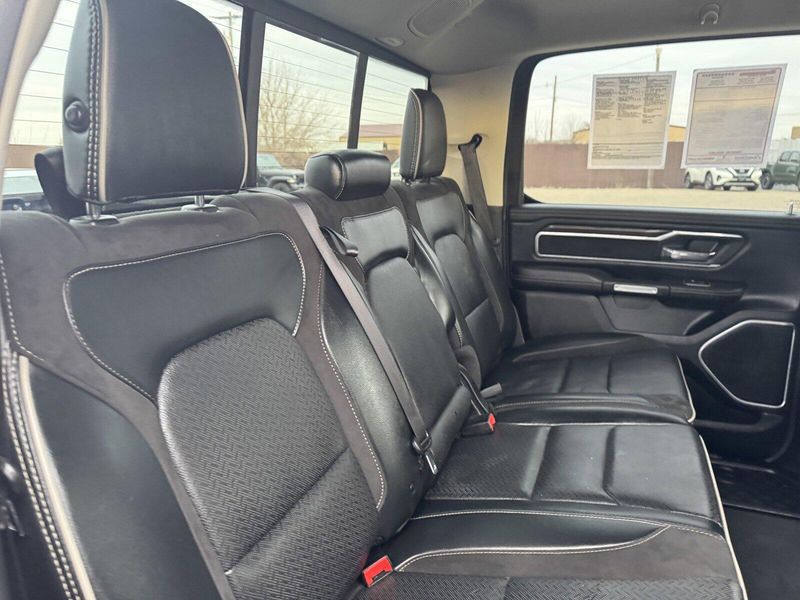2022 RAM 1500 LaramieImage 12
