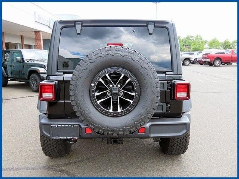 New 2025 Jeep Wrangler WillysImage 6