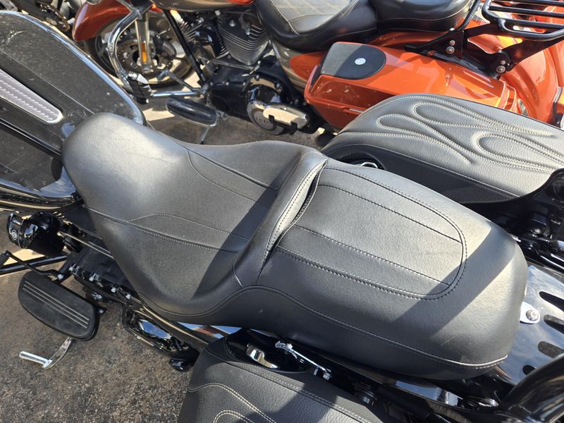 USED 2020 HARLEY STREET GLIDE SPECIAL Image 8