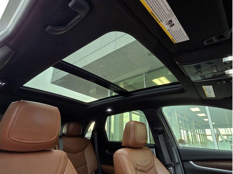 Used 2023 Cadillac XT5 AWD Premium Luxury