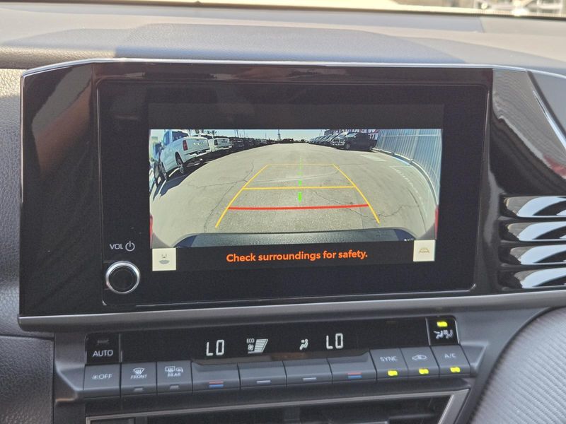 Used 2025 Toyota Camry SE